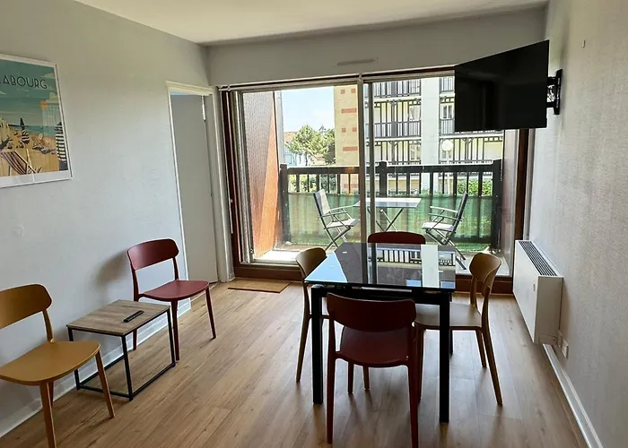 Cabourg: Bel 3 Pieces Vue Mer, 2 Balcons, Animaux Admis - Fr-1-487-370 Daire