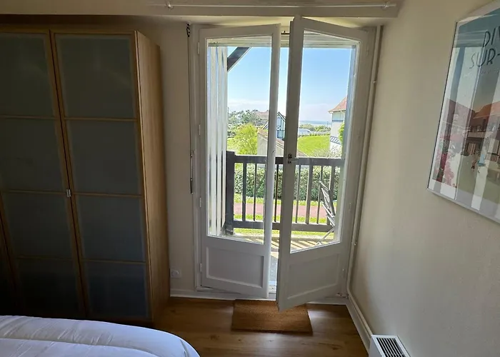 Cabourg: Bel 3 Pieces Vue Mer, 2 Balcons, Animaux Admis - Fr-1-487-370 Cabourg